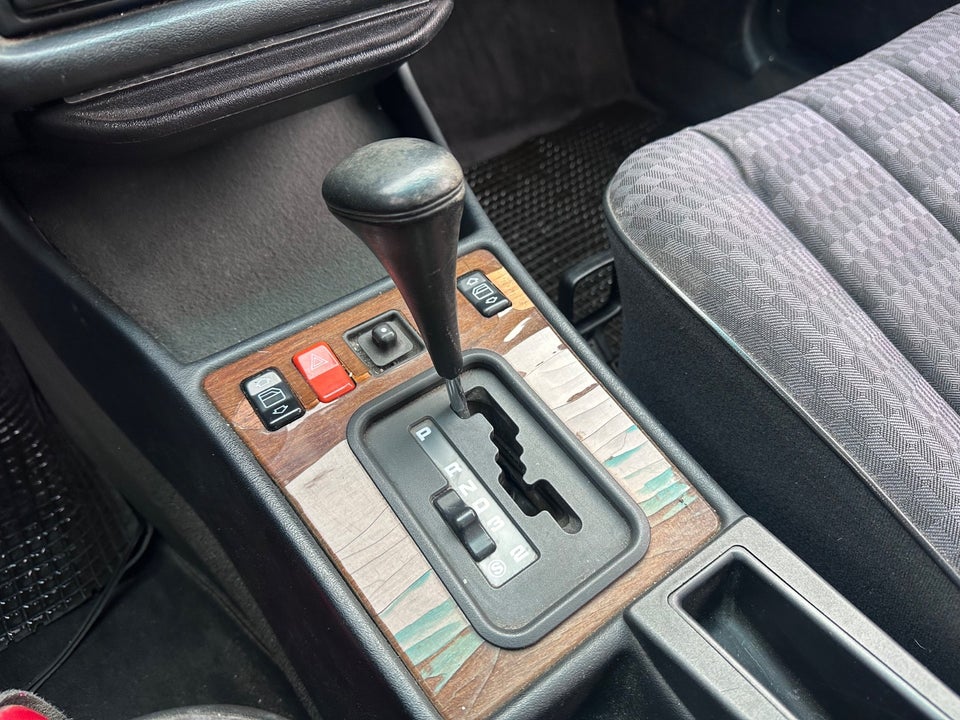 Mercedes 190 E 2,0 aut. 4d