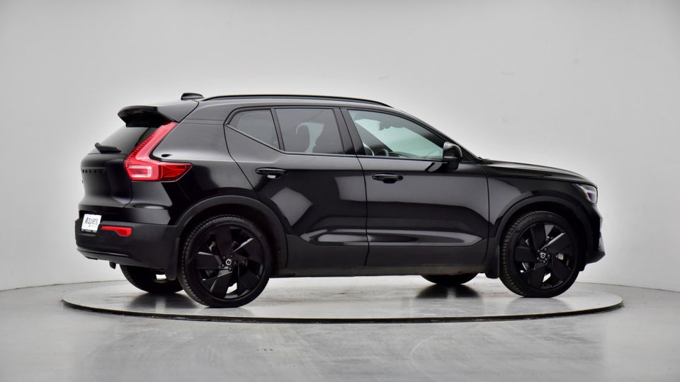 Volvo EX40 Extended Range Black Edition 5d