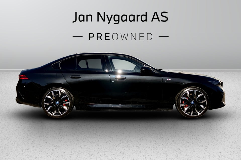 BMW i5 eDrive40 Fully Charged M-Sport 4d