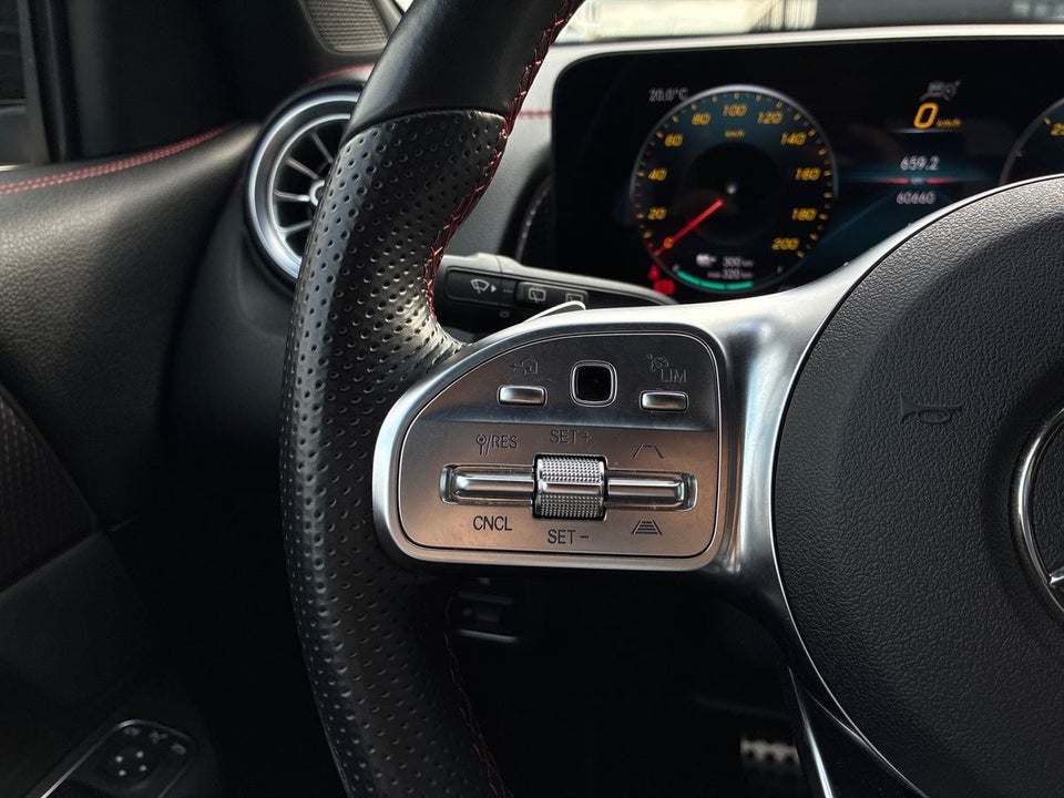 Mercedes EQB350 AMG Line 4Matic 5d