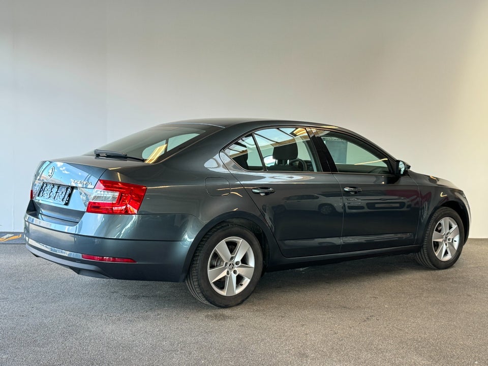 Skoda Octavia 1,0 TSi 115 Ambition 5d