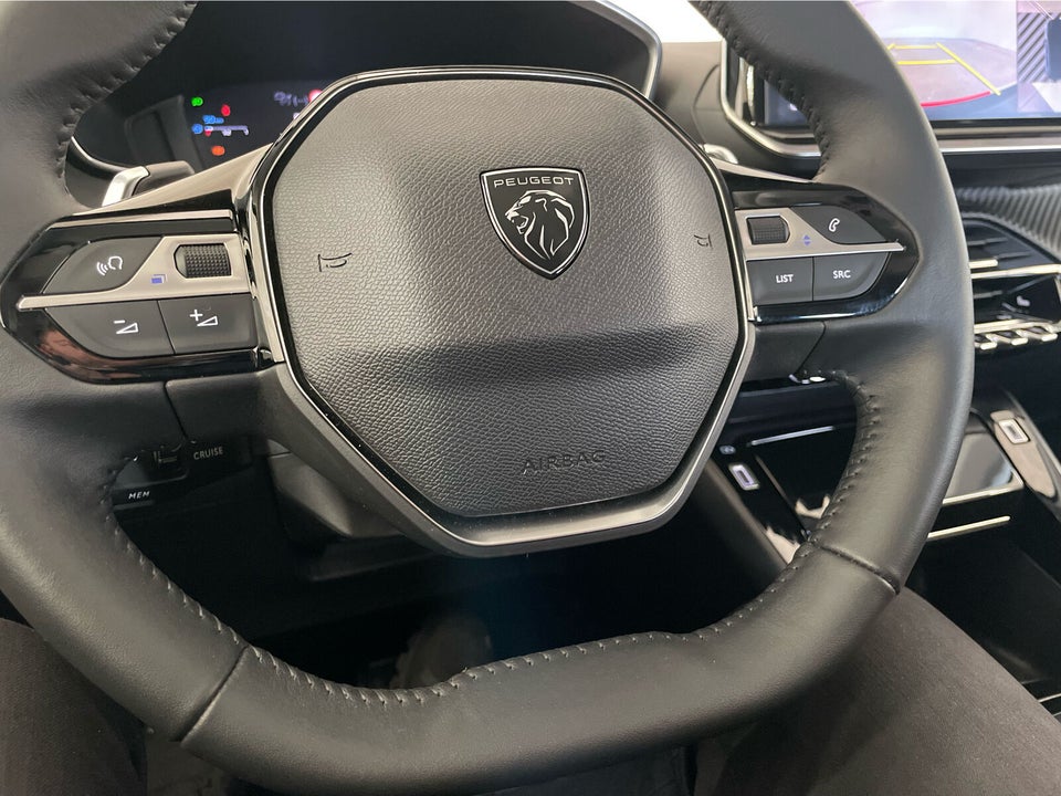 Peugeot 208 1,2 PureTech 100 Allure+ EAT8 5d