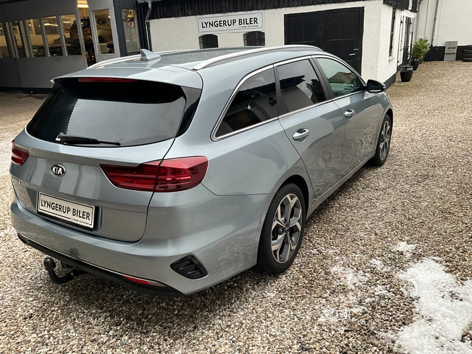 Kia Ceed 1,6 CRDi 136 Intro Edition SW 5d