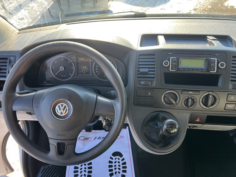 VW Transporter 2,0 TDi 140 Kombi kort 4d