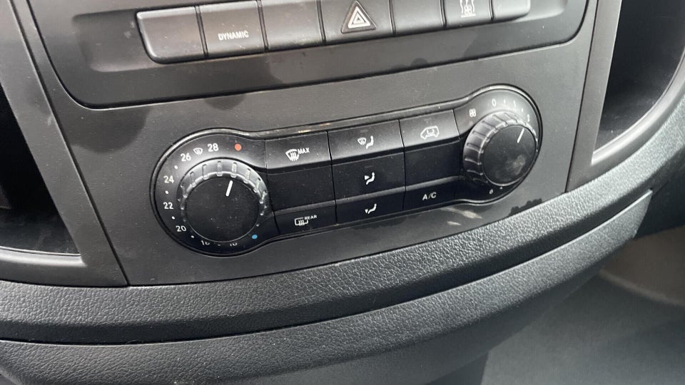 Mercedes eVito 129 Tourer PRO L Van