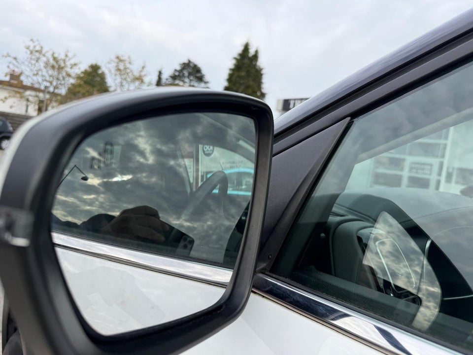 Citroën C5 Aircross 1,6 Hybrid Feel EAT8 5d