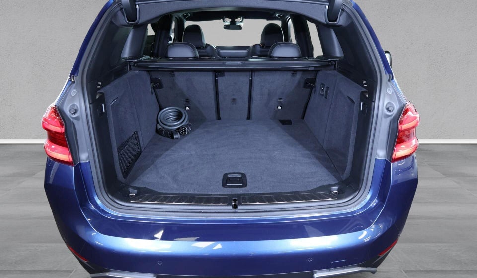 BMW iX3 Charged Plus 5d