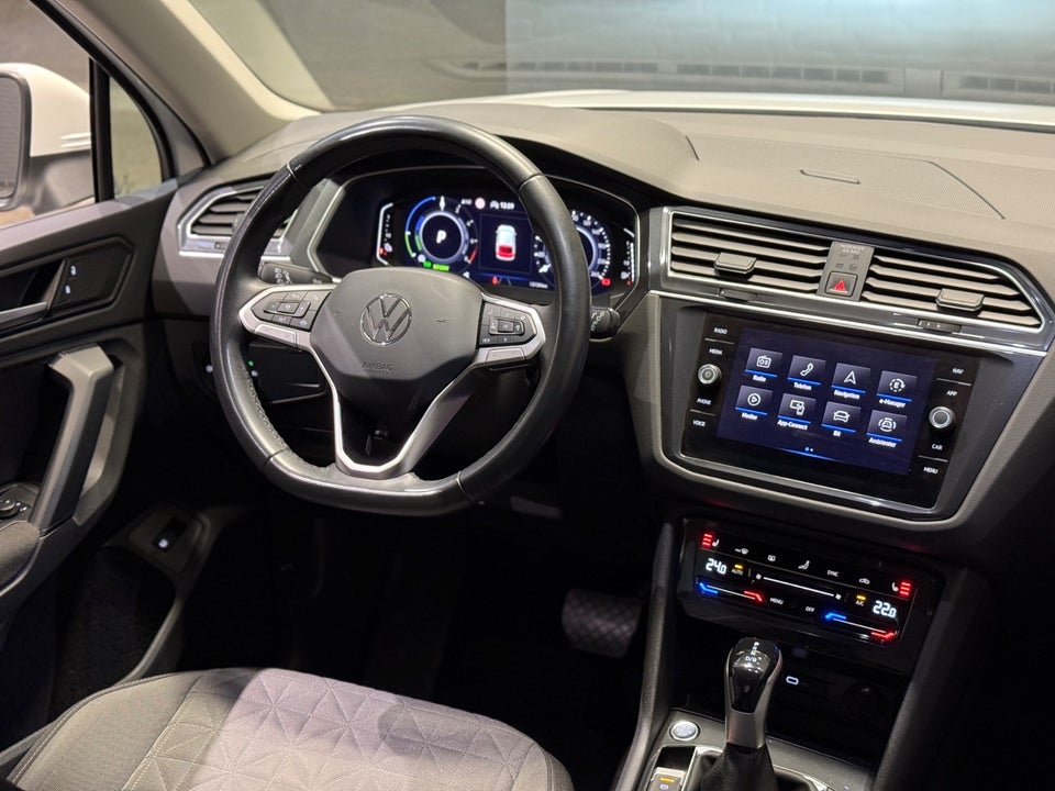 VW Tiguan 1,4 eHybrid Life DSG Van 5d