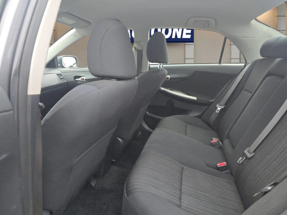 Toyota Corolla 1,4 D-4D Terra 4d