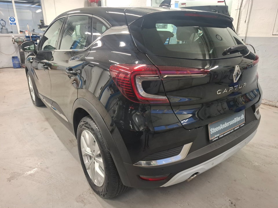 Renault Captur 1,3 TCe 155 Intens EDC 5d