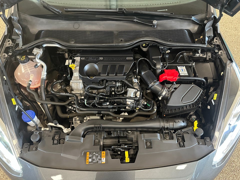 Ford Fiesta 1,0 EcoBoost mHEV Titanium 5d