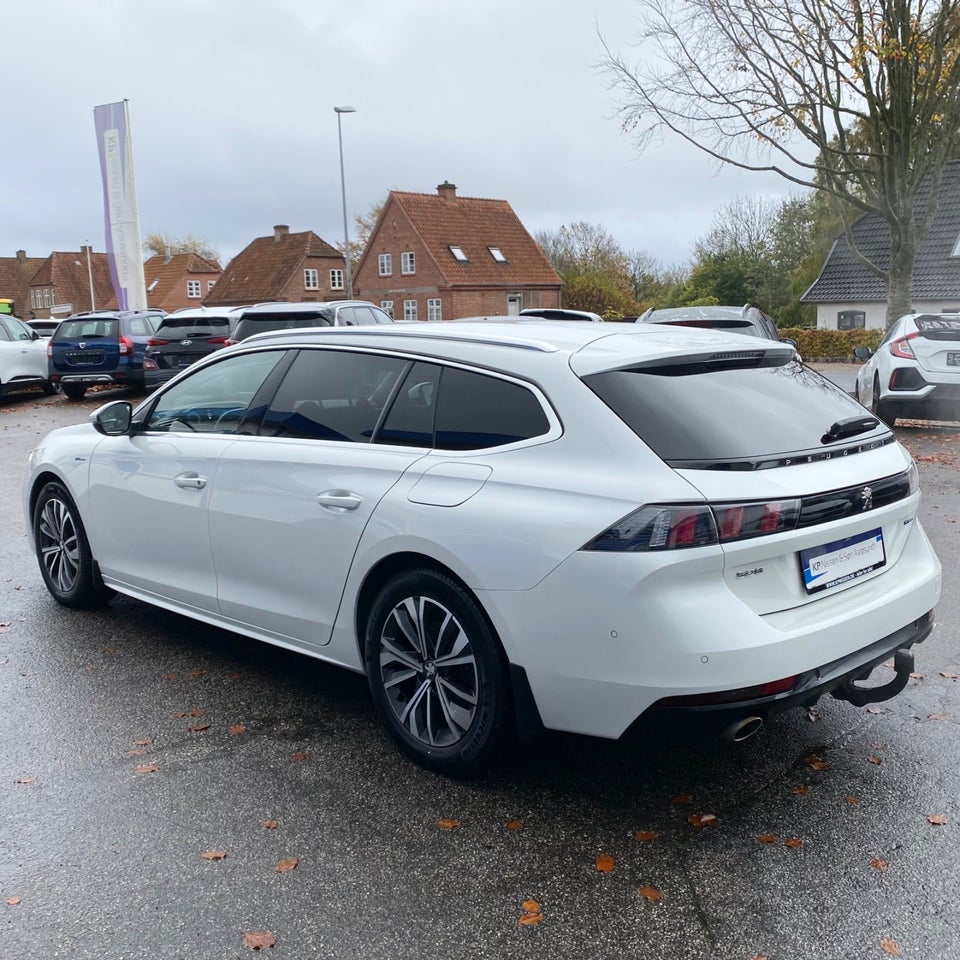 Peugeot 508 1,6 Hybrid Allure Pack SW EAT8 5d