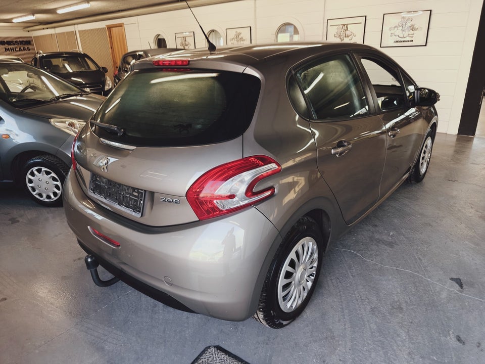 Peugeot 208 1,0 VTi Active+ 5d