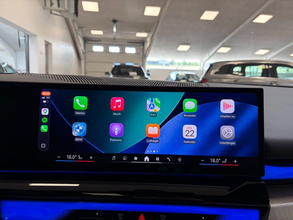 BMW i5 eDrive40 Fully Charged M-Sport Pro 4d