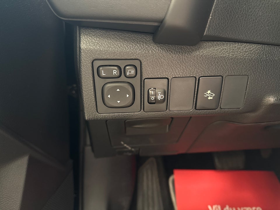 Toyota Auris 1,8 Hybrid H2 Comfort CVT 5d