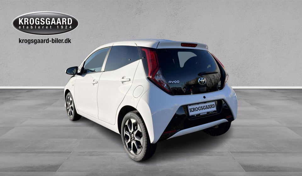 Toyota Aygo 1,0 VVT-i x-press x-shift 5d