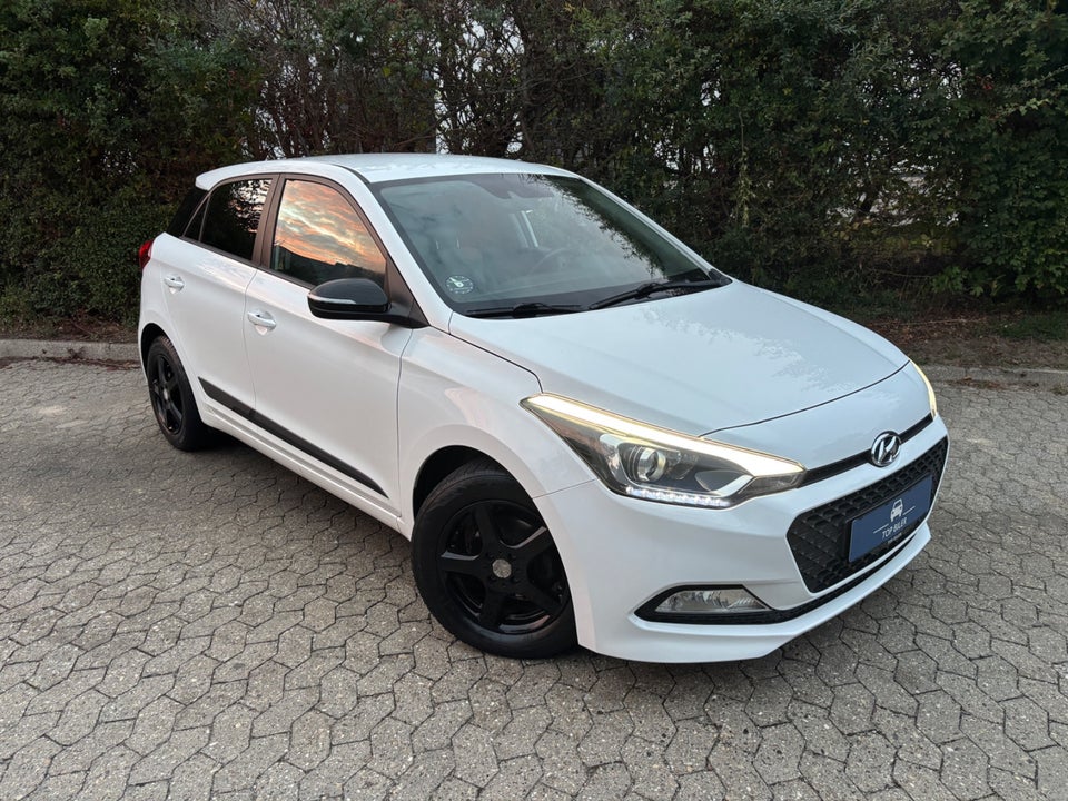 Hyundai i20 1,25 Premium 5d