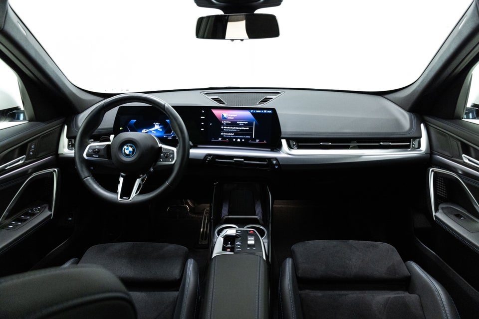 BMW iX1 eDrive20 M-Sport 5d