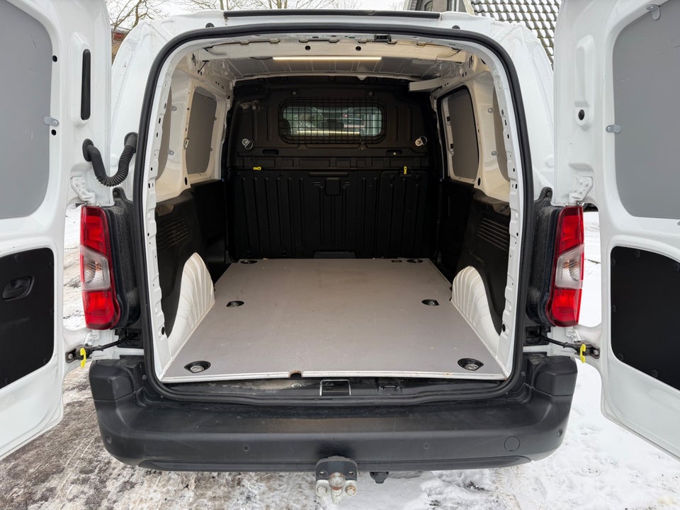 Peugeot Partner 1,5 BlueHDi 130 L1V1 Plus EAT8 Van