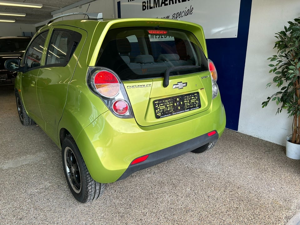 Chevrolet Spark 1,0 LS 5d