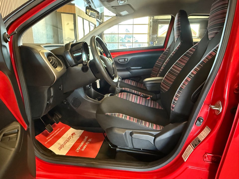 Citroën C1 1,2 PureTech Feel 5d