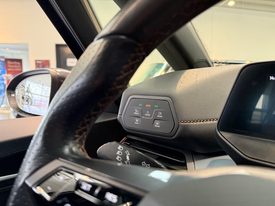 Cupra Born 77 e-Boost Dinamica Pack 5d