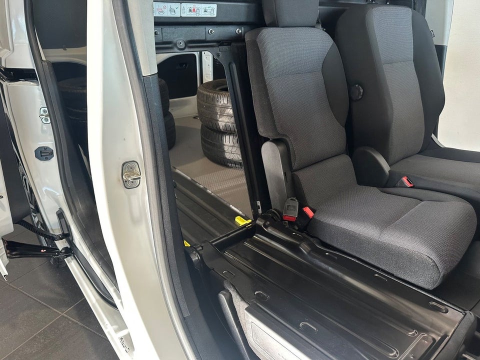 Peugeot Partner 1,5 BlueHDi 100 L1V1 Plus Van