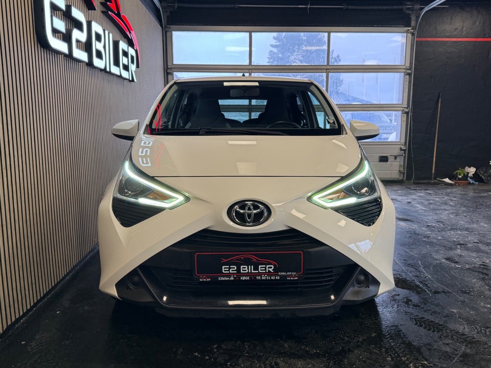 Toyota Aygo 1,0 VVT-i x-pression 5d