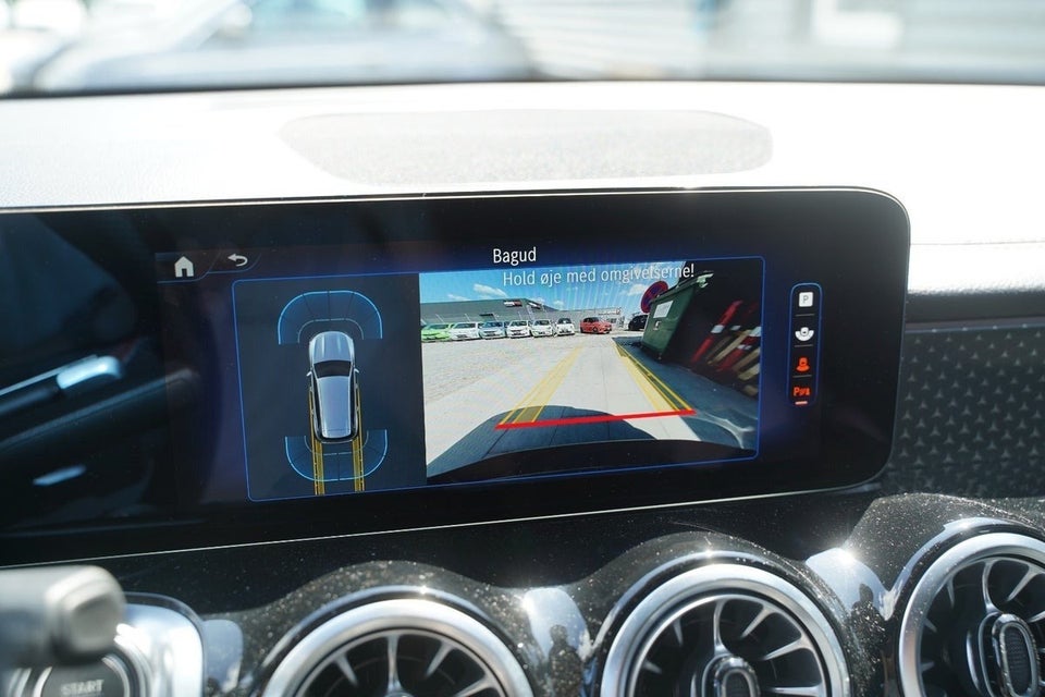 Mercedes EQB300 AMG Line 4Matic 5d