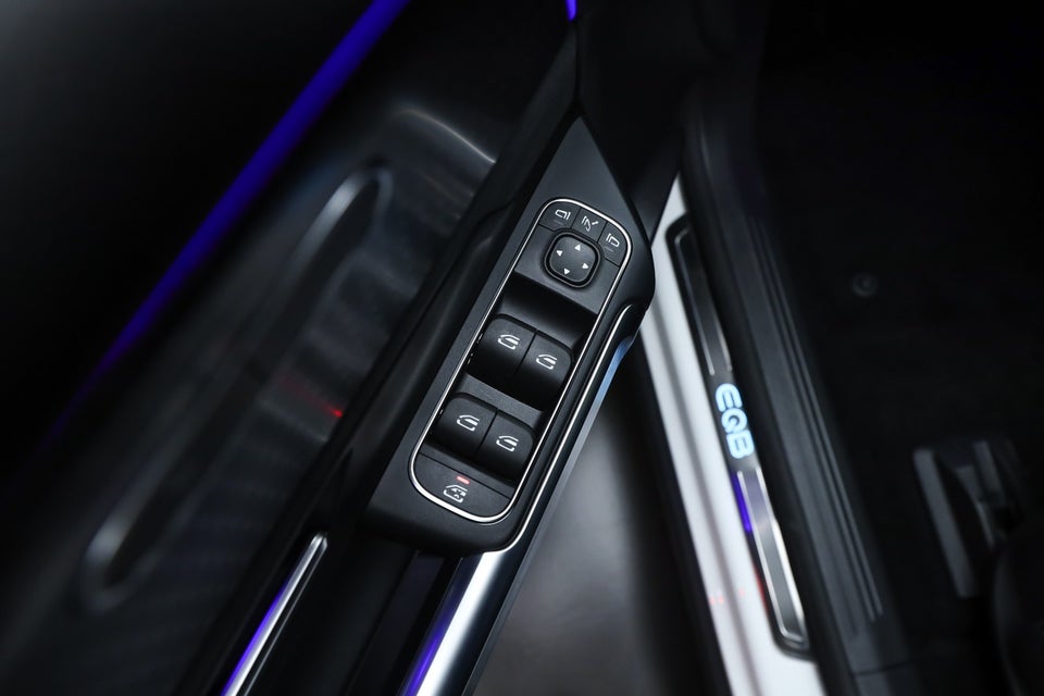 Mercedes EQB250+ AMG Advance 5d