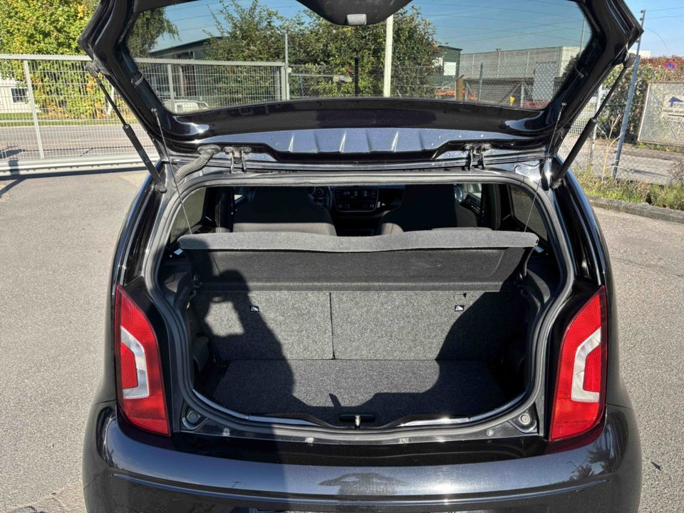 VW Up! 1,0 60 High Up! BMT 5d