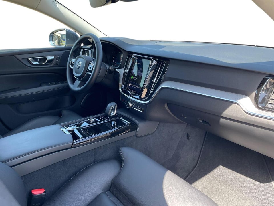 Volvo V60 2,0 T6 ReCharge Plus Bright aut. AWD 5d