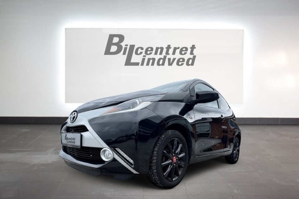 Toyota Aygo 1,0 VVT-i x-black II 5d