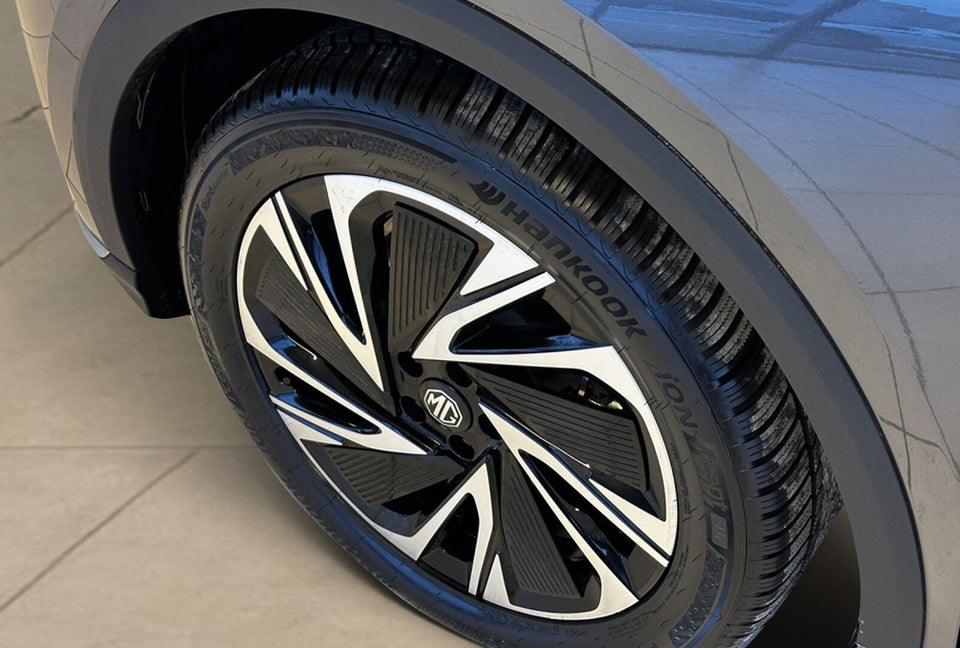 MG MGS6 77 Luxury AWD 5d