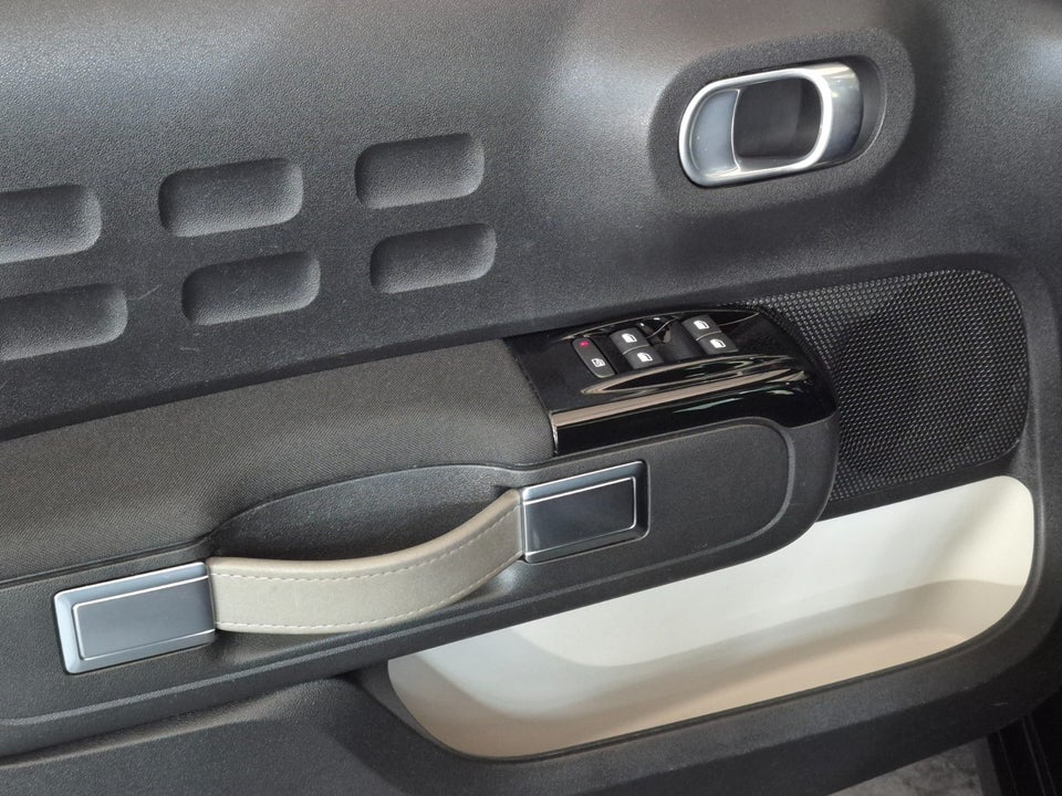 Citroën C3 1,2 PureTech 110 SkyLine EAT6 5d