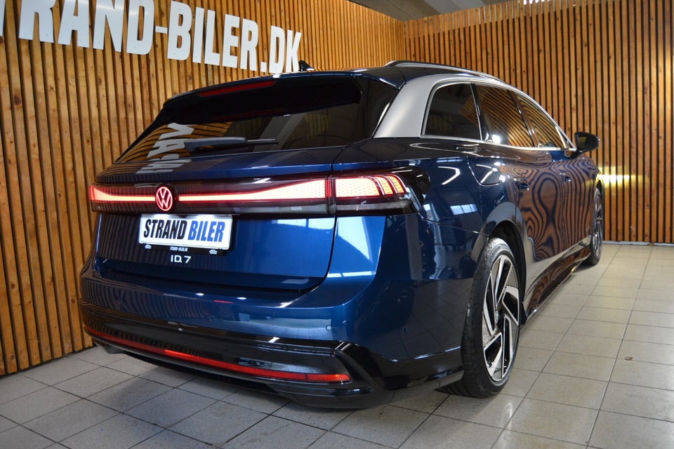 VW ID.7 77 Style Tourer 5d
