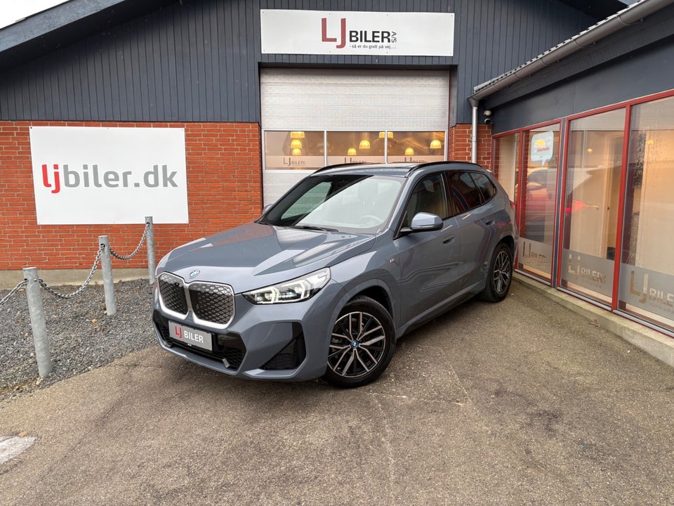 BMW iX1 eDrive20 M-Sport 5d