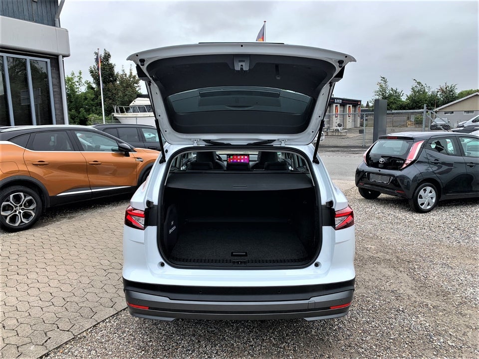 Skoda Enyaq 80 iV Plus Loft 5d