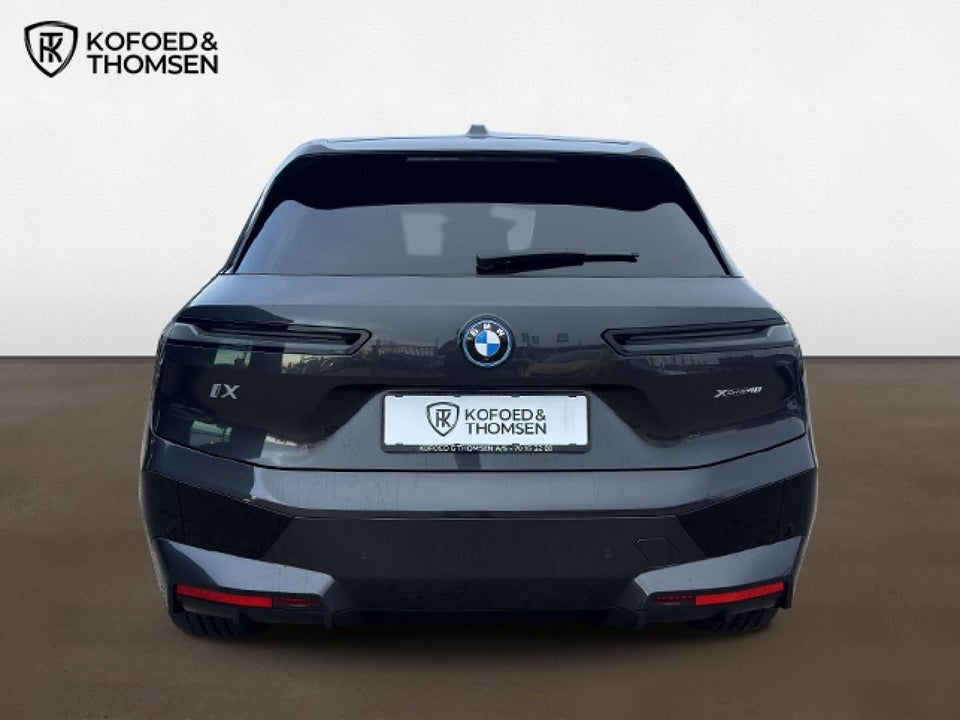BMW iX xDrive40 5d