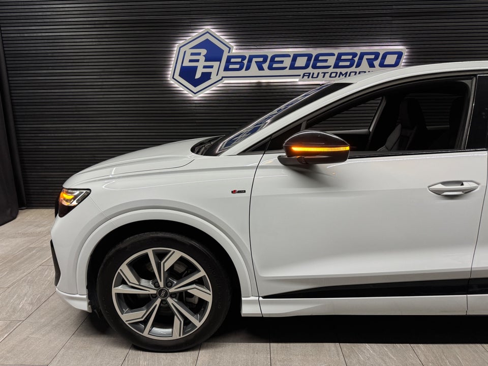 Audi Q4 e-tron 45 S-line Sportback 5d