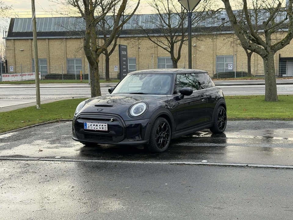 MINI Cooper SE Yours Trim 3d