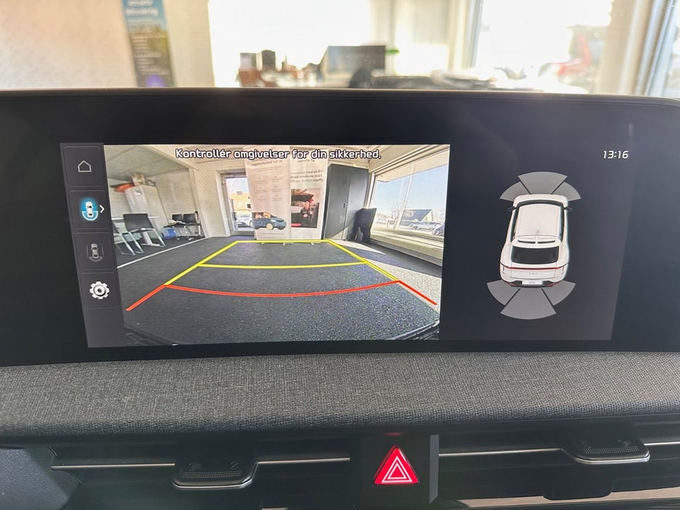 Kia EV6 58 Standard Range Upgrade 5d