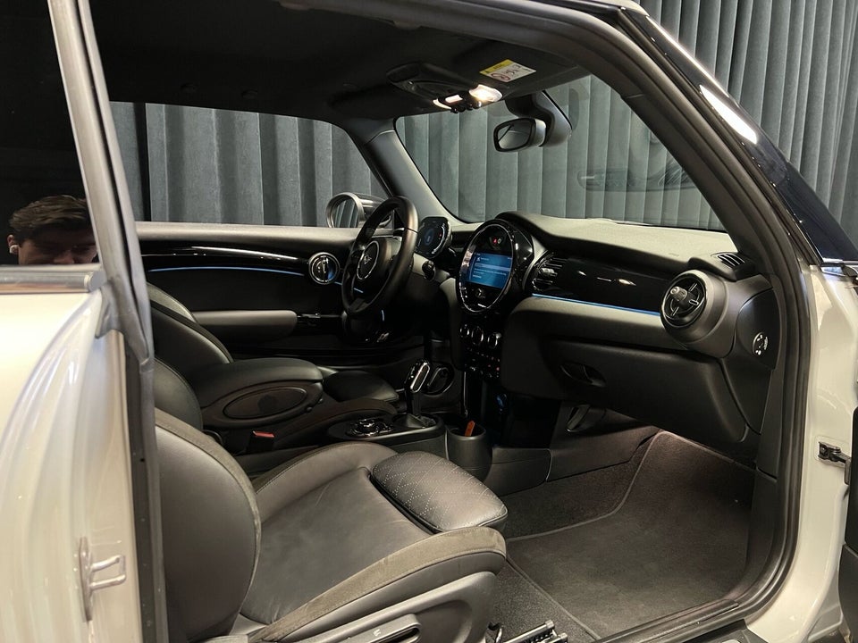 MINI Cooper SE Edition Premium Plus 3d