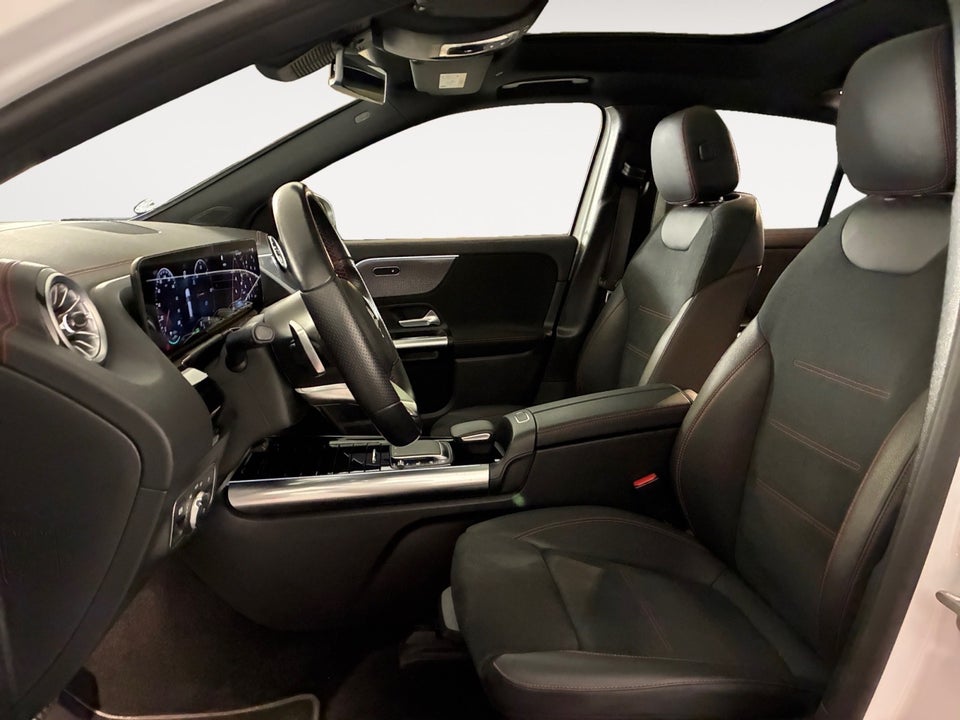 Mercedes EQA250+ AMG Line Premium 5d