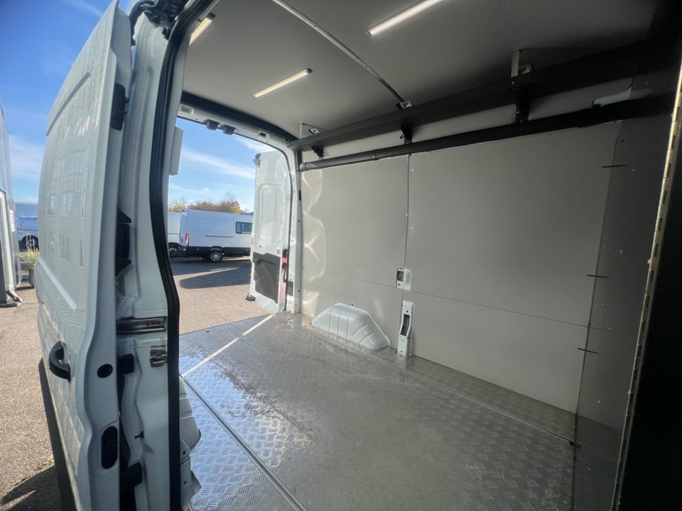 Ford Transit 350 L2 Van 2,0 TDCi 170 Trend H3 AWD