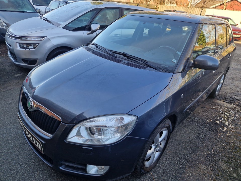 Skoda Fabia 1,6 16V Ambiente Combi aut. 5d