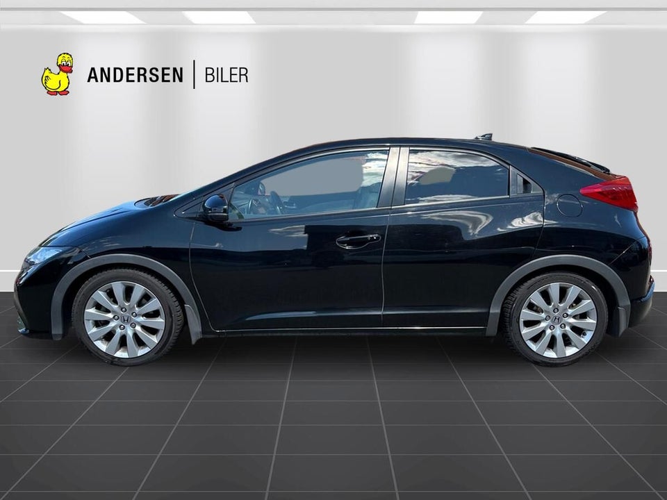 Honda Civic 1,8 i-VTEC Executive 5d