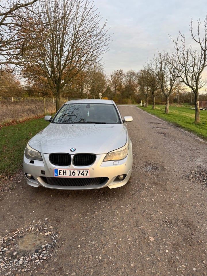 BMW 520i 2,2  4d