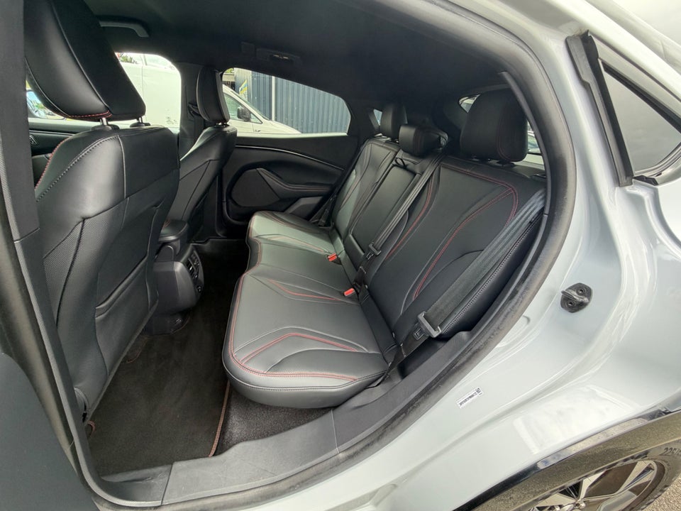 Ford Mustang Mach-E 88 Premium Extended Range 5d