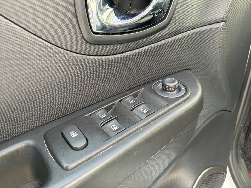 Renault Captur 1,2 TCe 120 Expression EDC 5d